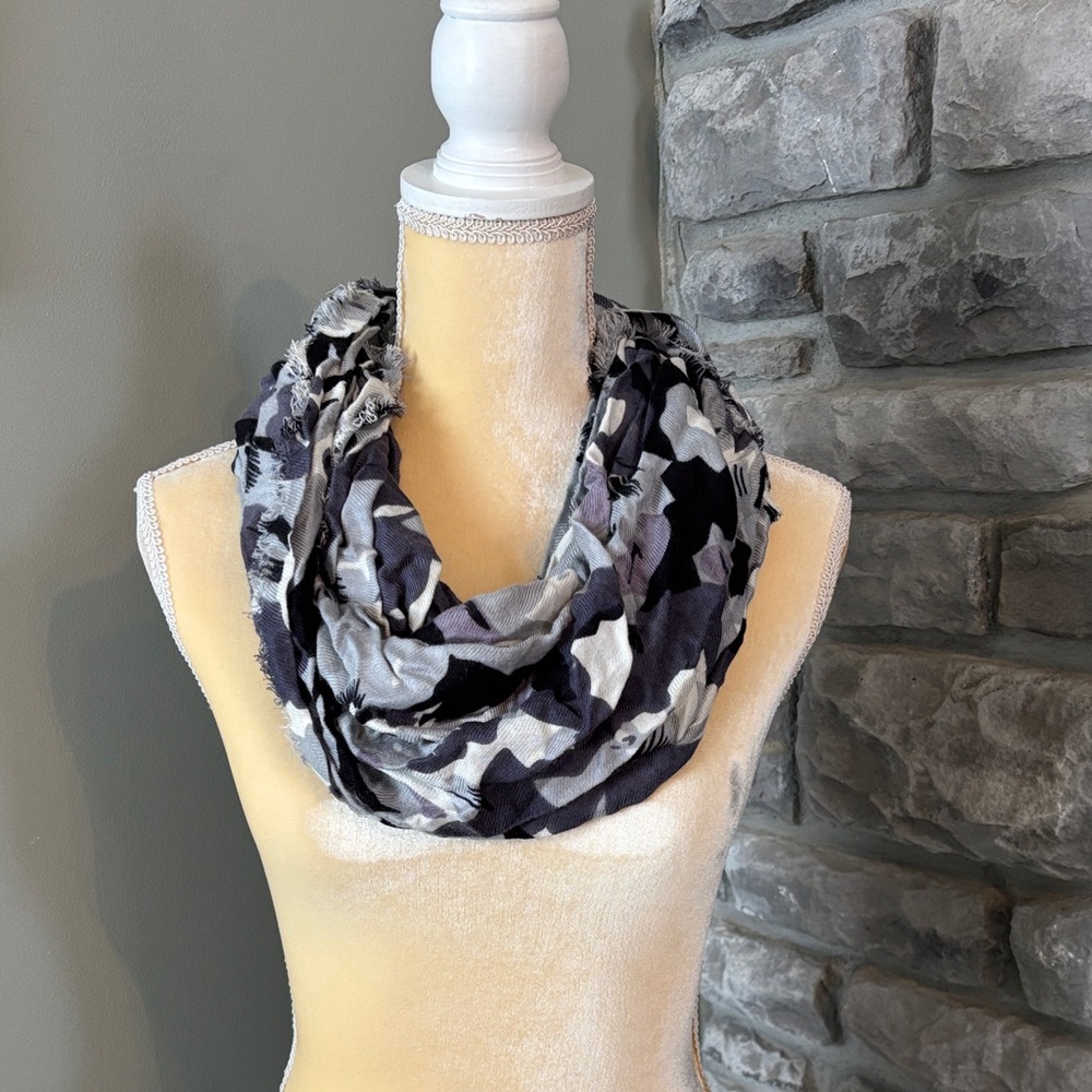 Apt. 9 Black and Gray Women's Scarf